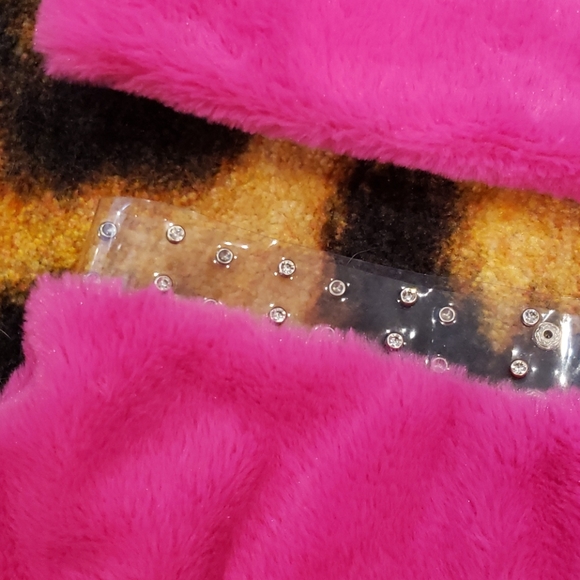 ⭐SALE⭐Club Exx Furry Outfit💗 - Picture 5 of 8